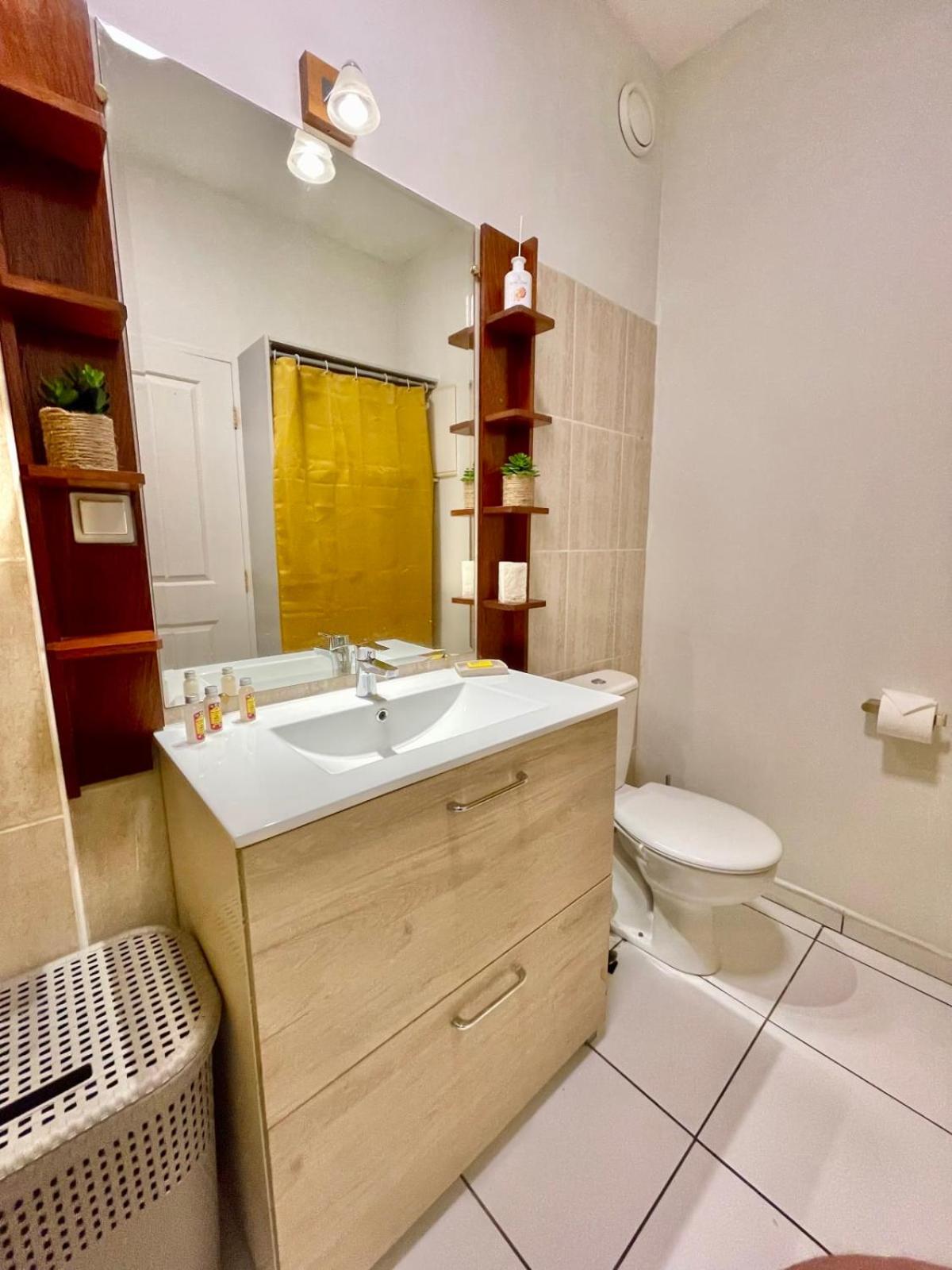 Studio Sunny - Pool - Wifi - Ac Papeete Papeete  Buitenkant foto